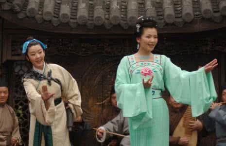 黄梅戏唱段我见她泣诉哀求