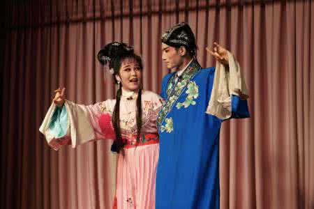 黄梅戏唱段桃花含苞迎春放